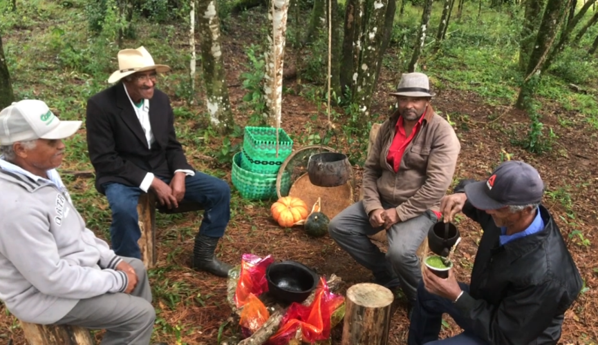 Nos batuques dos tambores - o sonho de muitos 2023 still 2 filme oficina o minuto que foi yasser socarras gonzalez 3ª Mostra de cinema chica pelega edição quilombola invernada dos negros