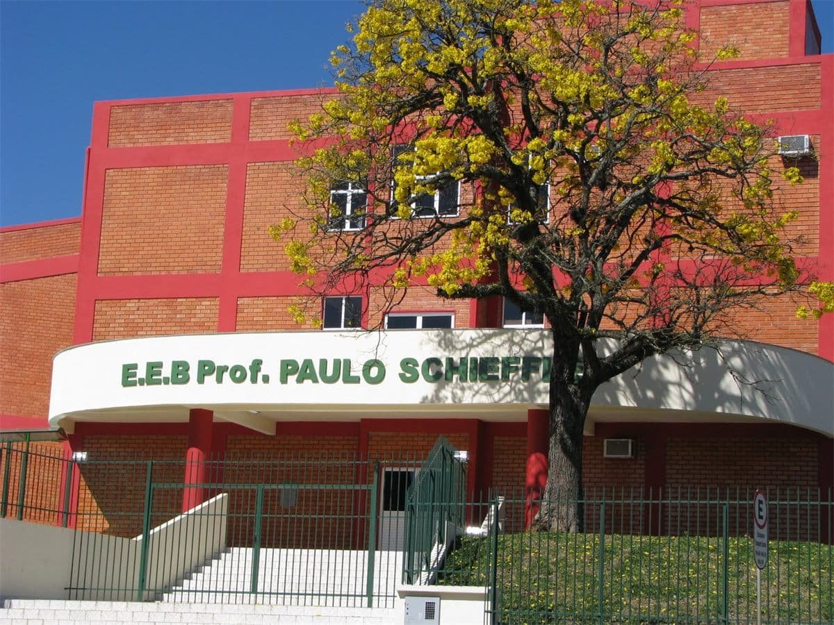 E.E.B. Paulo Schieffler